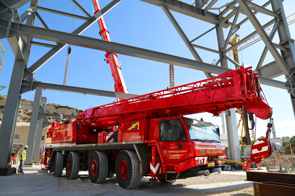 CRANE-HIRE-3